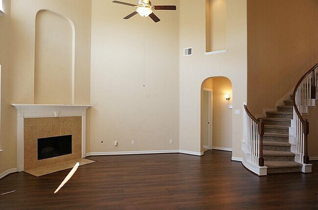 Building Photo - 3319 Hawkins Glen Ln