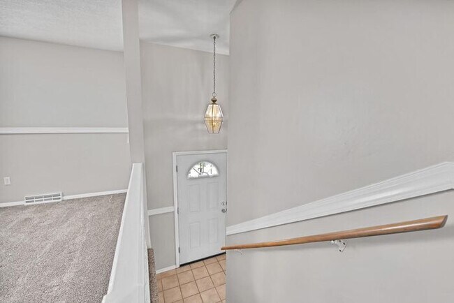 Foto del edificio - Spacious 5-Bedroom Home in Paradise Hills – North Grand Junction