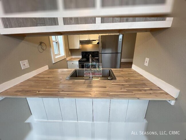 Foto del edificio - 410 E Dale St