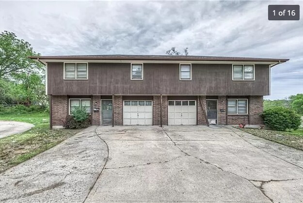 Primary Photo - 9226 E 53rd Terrace, Raytown, MO 64133, USA