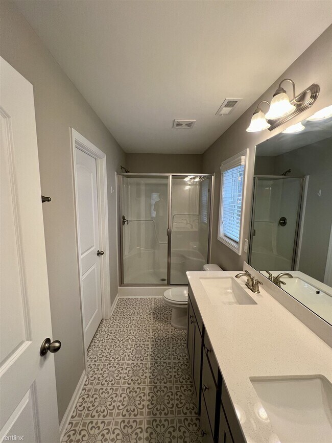 Building Photo - 3 br, 2.5 bath House - 183 Diploma Dr