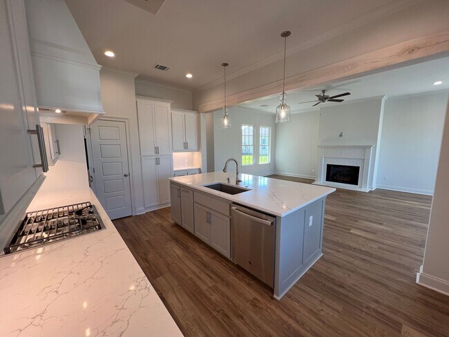 Foto del edificio - 4773 Cottage Oaks Dr