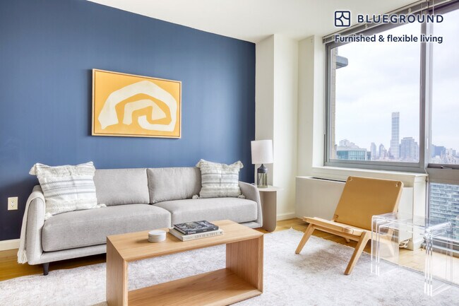 Foto del edificio - 4-75 48th Avenue-SI FL33-ID852