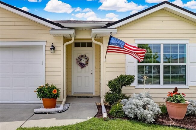 Foto del edificio - 95124 Timberlake Dr