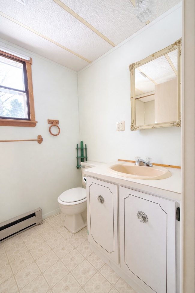 Building Photo - 342 Liberty Rd