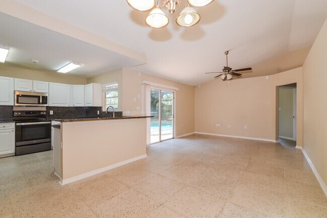Foto del edificio - 5010 Lighterwood Ct