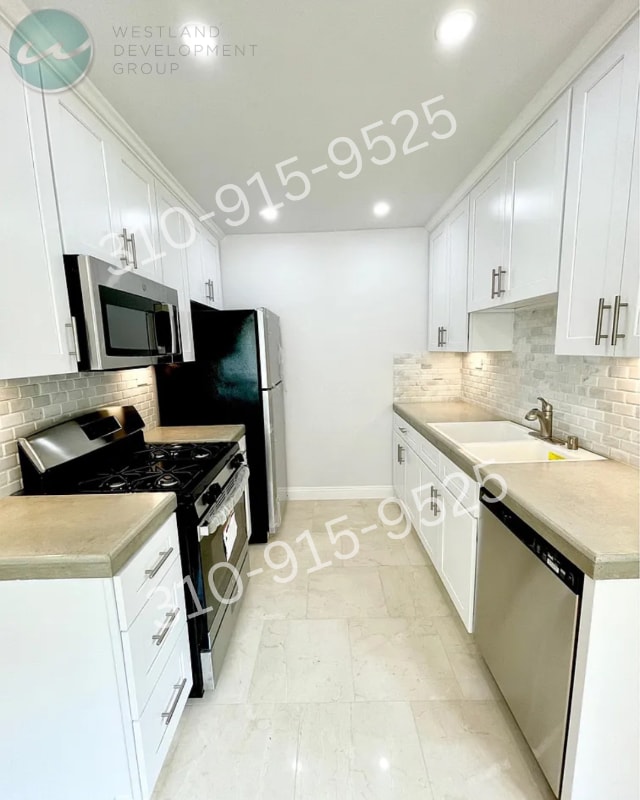 Building Photo - 1619 Brockton Ave