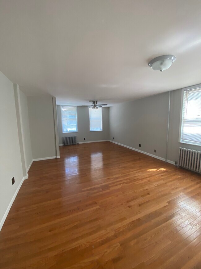 bedroom 2 - 2568 14th St