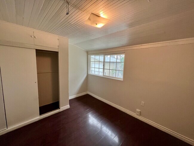 Foto del edificio - 3633 Kansas Avenue, Unit 3633