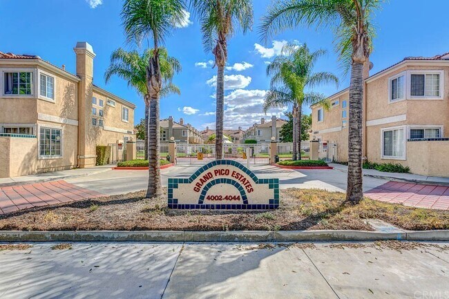 Building Photo - 4016 Rosemead Blvd