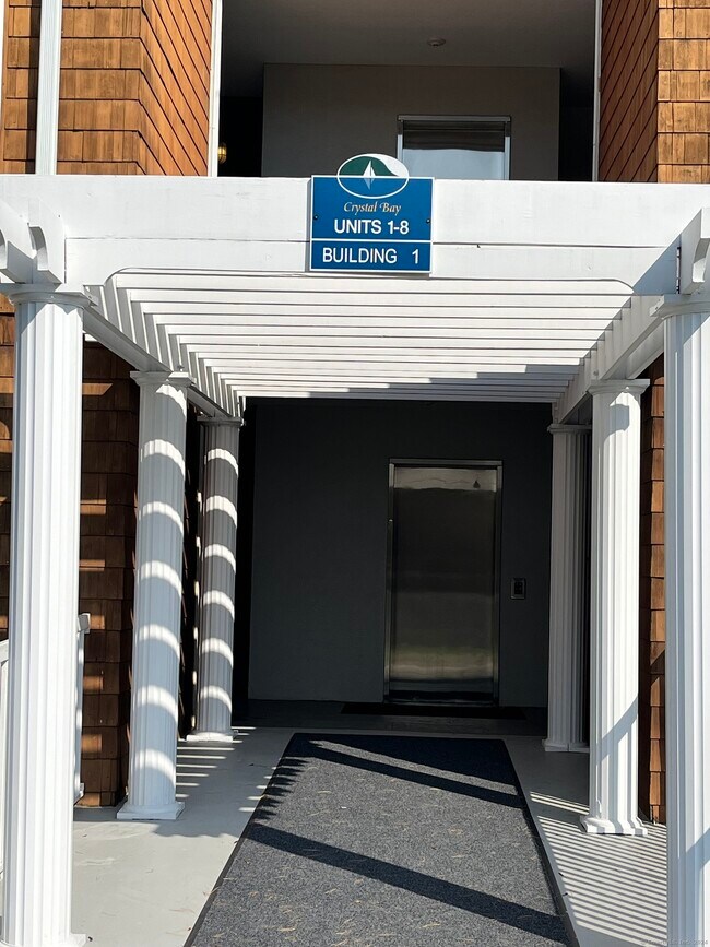 Building Photo - 10 Hayestown Rd