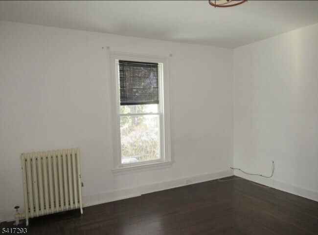 Foto del edificio - 3 W Fairview Ave