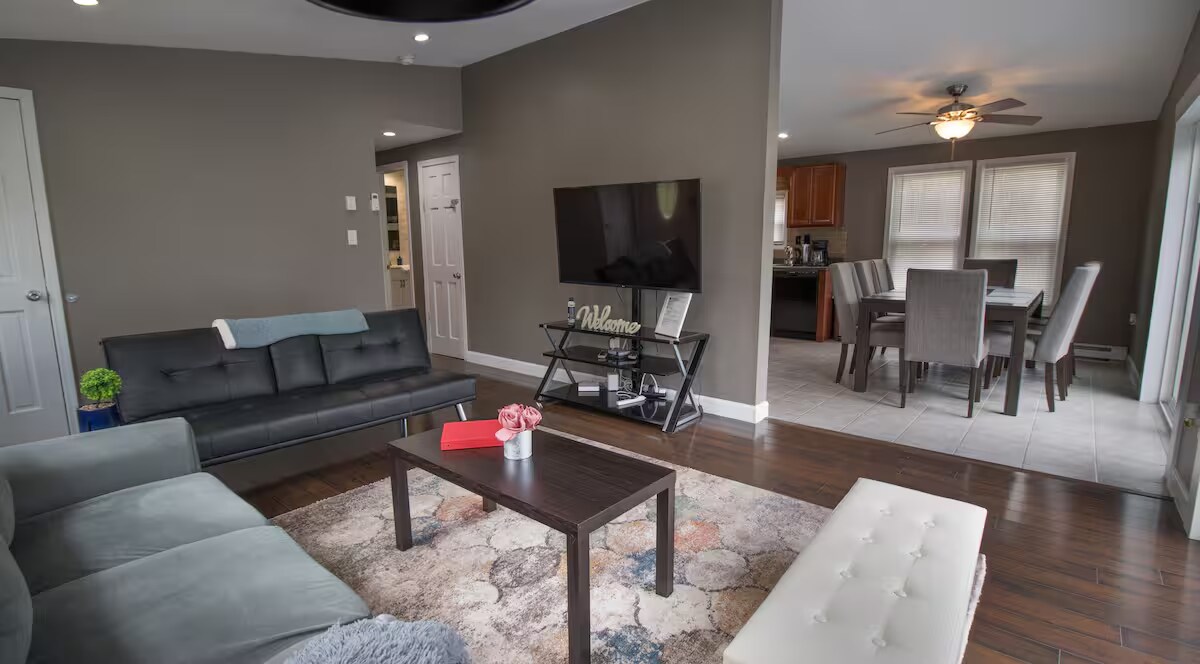 Foto del edificio - 607 S Old Stage Rd