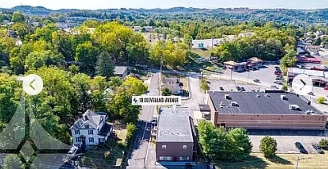 Foto del edificio - 18 Cleveland Ave