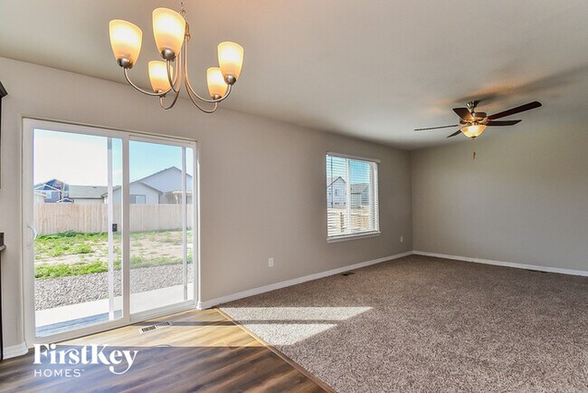 Building Photo - 6103 Nash Dr