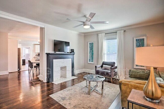 Building Photo - 1039 Harwell St NW