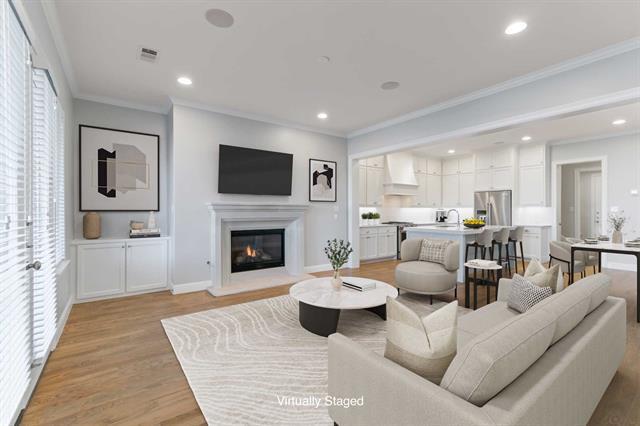 Foto principal - 6531 Roper St