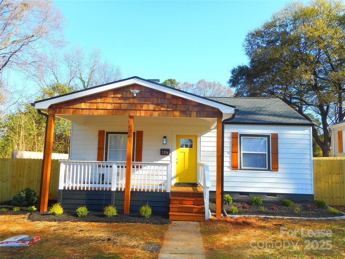 Foto principal - 1336 Bethel Rd