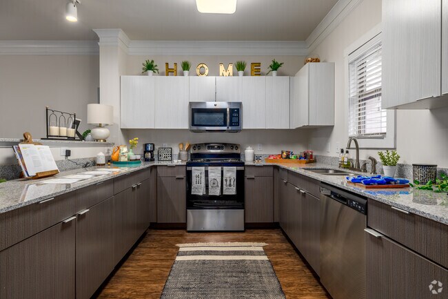 4 habitaciones, 4,5 baños - 213 m² - Cocina - Highbranch Gainesville