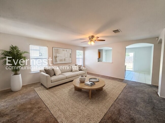 Foto del edificio - 742 Blair Ave
