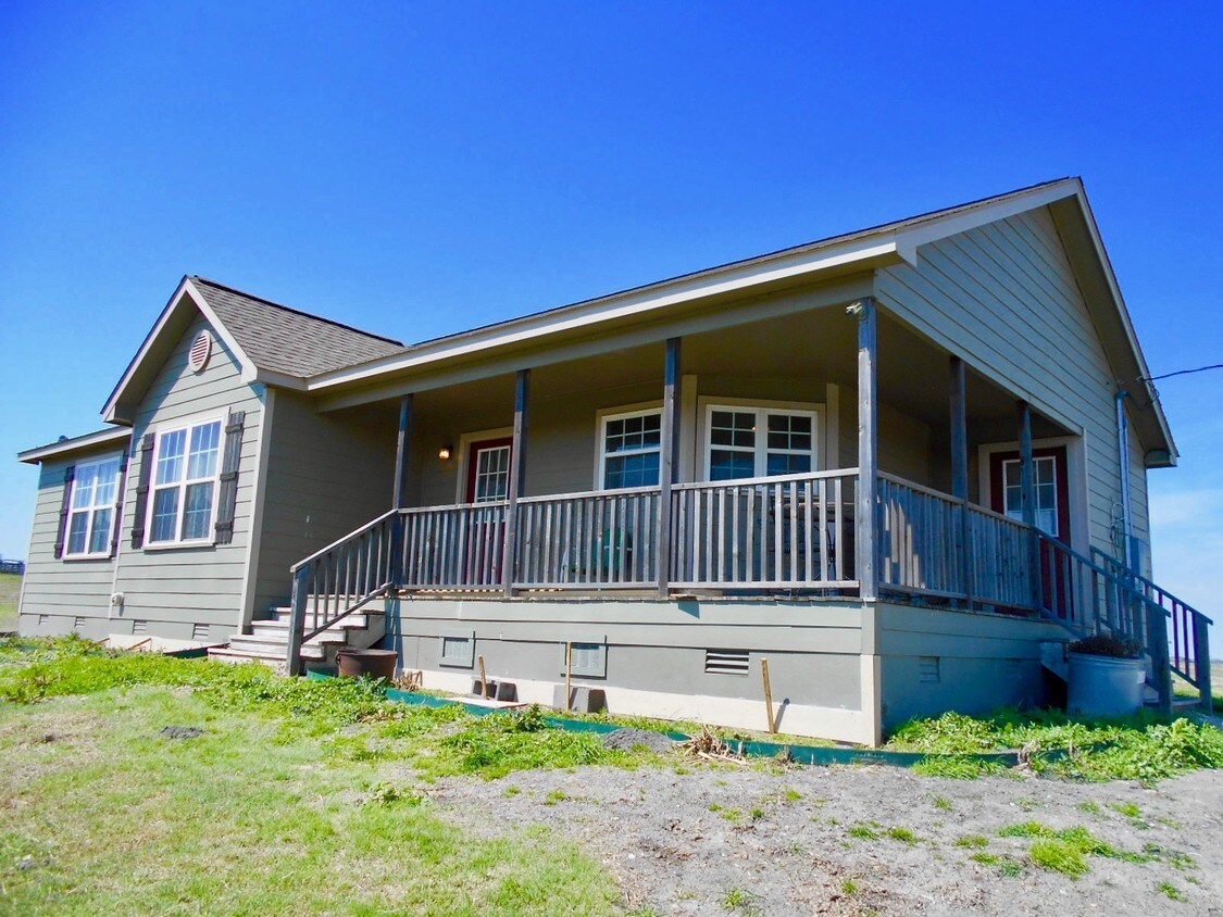 165 FM85, Ennis, TX 75119 House Rental in Ennis, TX