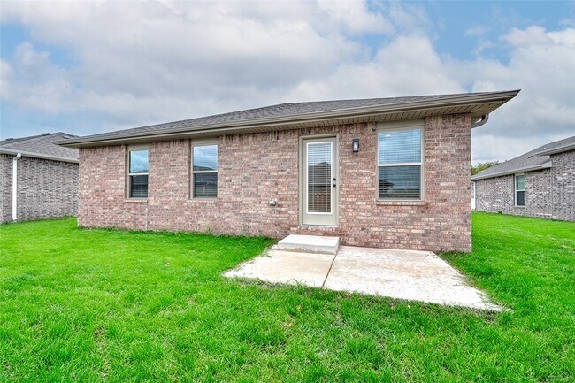 Foto del edificio - 2031 Bluebonnet Ln