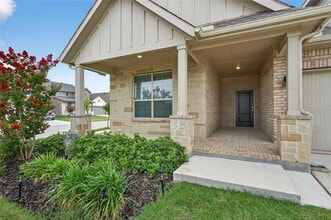 Building Photo - 5401 Cypress Pt Dr