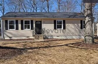 Building Photo - 5106 Chesswood Dr