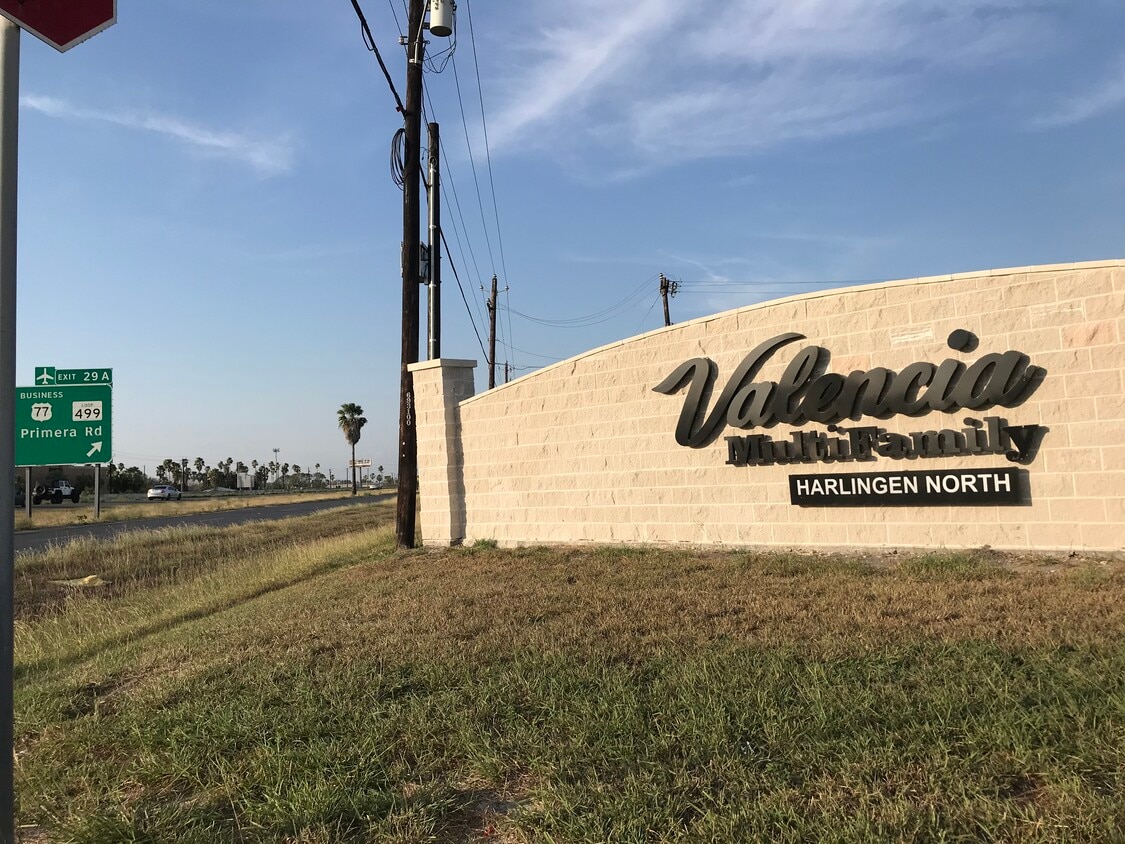 Subdivision Entrance - 2029 Southridge Ave