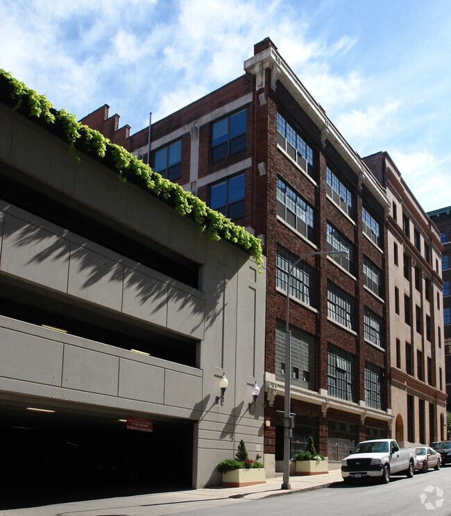 Foto del edificio - SoHo West Bldg 3
