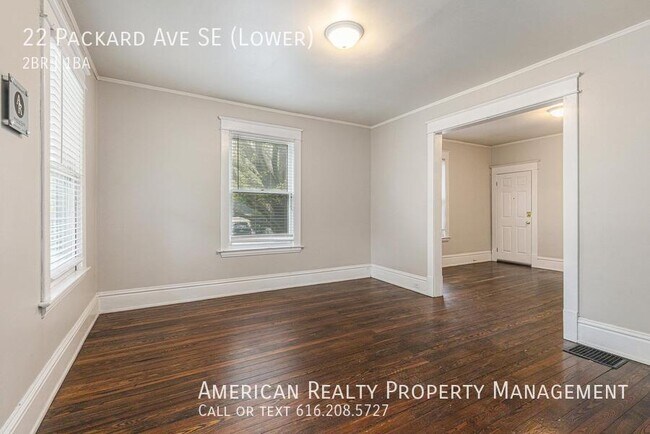 Foto del edificio - 22 Packard Ave SE