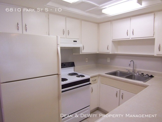 Foto del edificio - 6810 Park St S