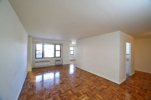 Building Photo - 98-01 67th Ave