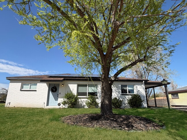 Building Photo - 4776 W 5015 S