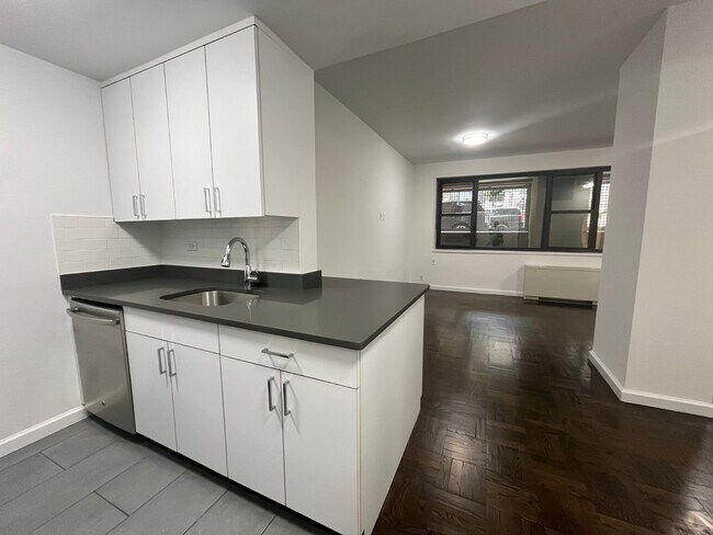 Foto del edificio - 405 E 56th St