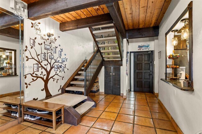 Foto del edificio - 19440 NE 26th Ave