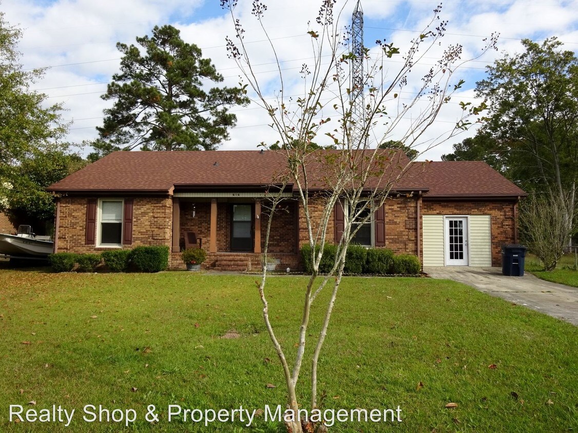 Primary Photo - 3 br, 2 bath House - 616 Winchester Rd
