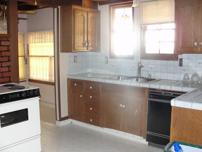 Foto del edificio - Large Country Home