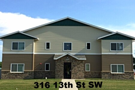 Primary Photo - 116 13th St. SW
