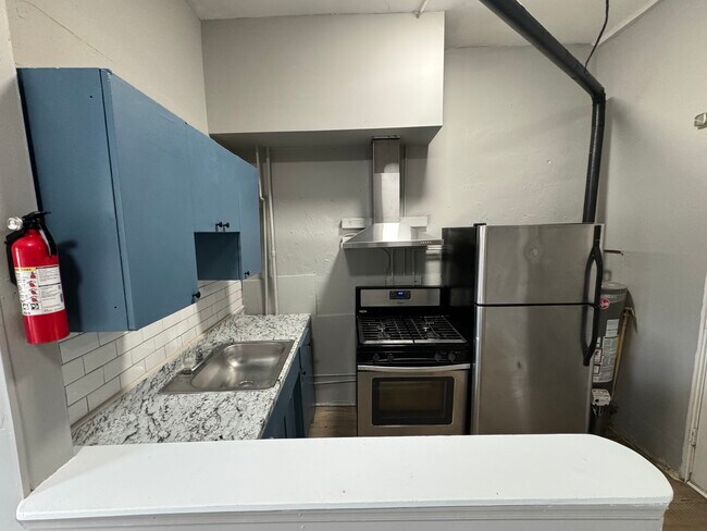 Foto del edificio - 1908 McCulloh St