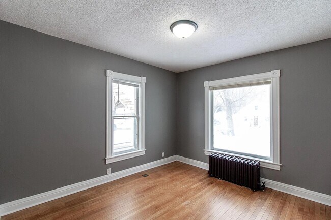 Foto del edificio - 1111 5th Ave NW