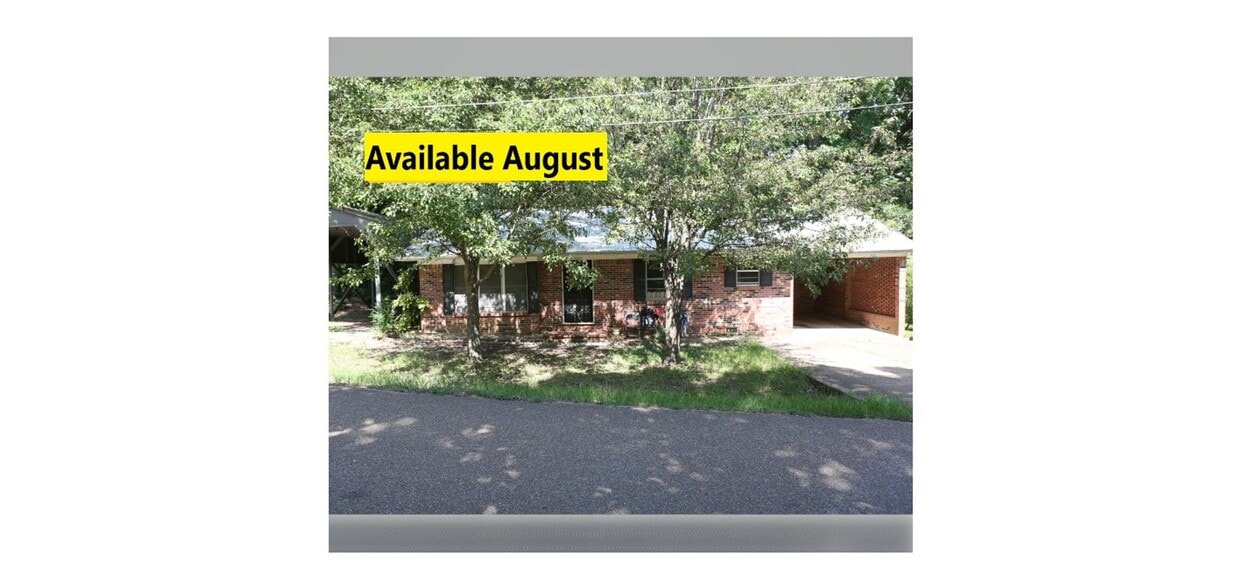 Photo - 3206 Jefferson Davis Dr (Oxford, MS)