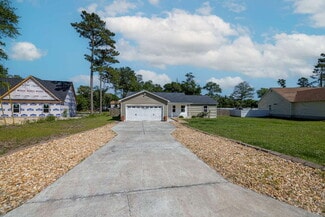 Building Photo - 209 Oak Grove Cir