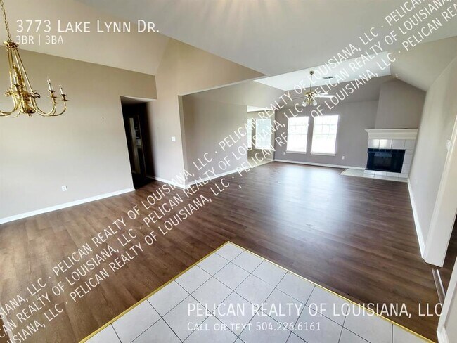 Foto del edificio - 3773 Lake Lynn Dr