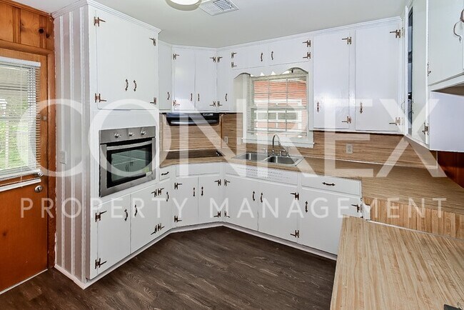 Building Photo - Amazing 3 Bedroom in Prattville