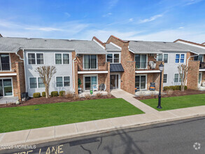 Building Photo - 320 Maryland Ave