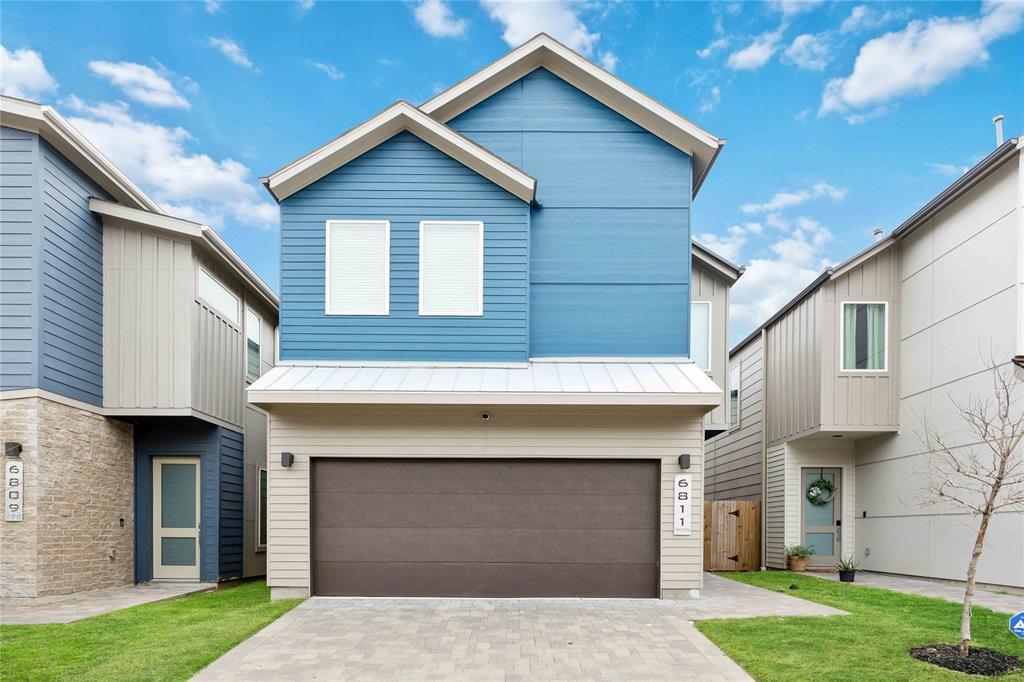 Primary Photo - 6811 Rocinante Ln