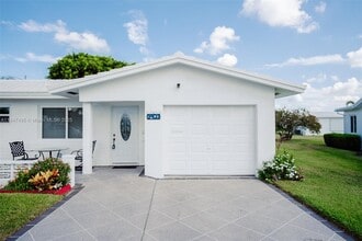 Building Photo - 2401 SW 11th Ave