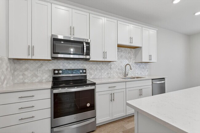 Foto del edificio - 1887 SE Ocean Cove Way