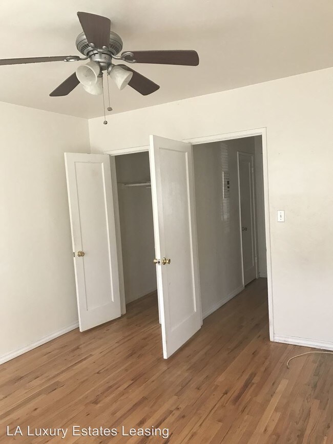 Foto del edificio - 1233 N Hollywood Way